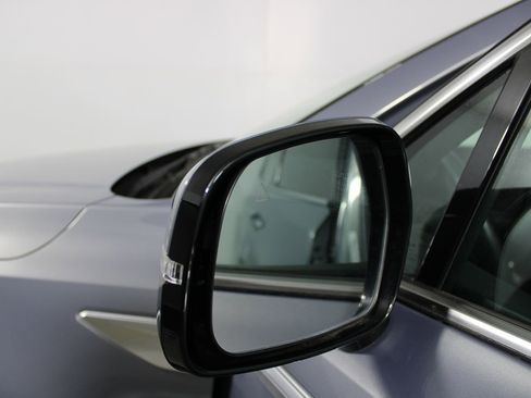 Used 2024 Kia Sorento S image 36