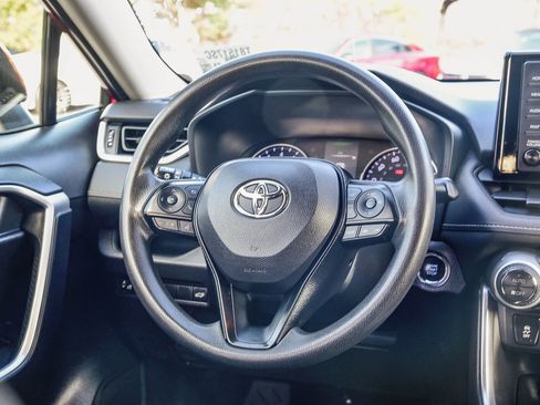 Certified 2019 Toyota RAV4 XLE image 18