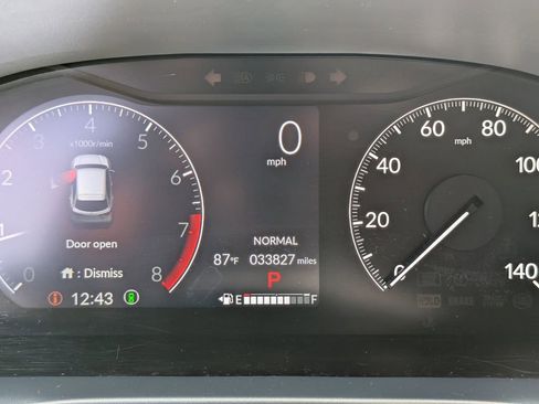 Used 2025 Honda HR-V LX image 35