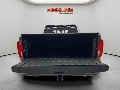Used 2021 GMC Sierra 3500 Denali w/ Denali Ultimate Package AWD/4WD image 7