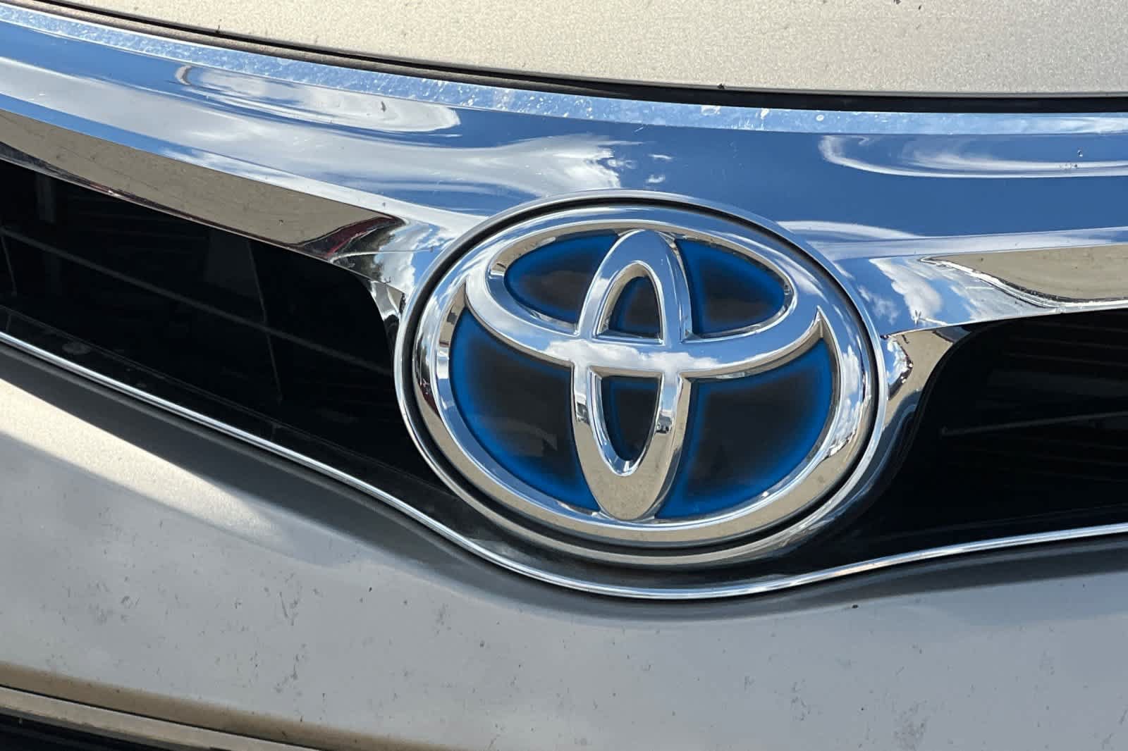 Used 2015 Toyota Avalon XLE Touring FWD image 16