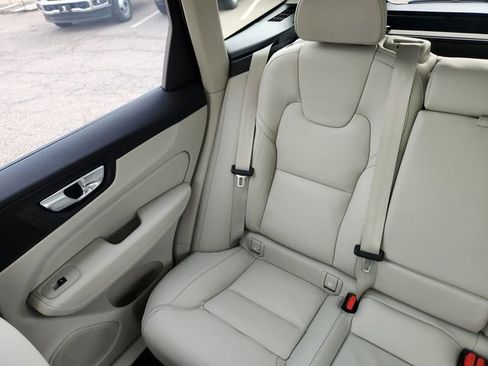 New 2026 Volvo XC60 B5 Ultra w/ Climate Package image 13