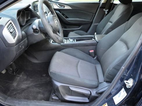Used 2017 MAZDA MAZDA3 Sport FWD image 12