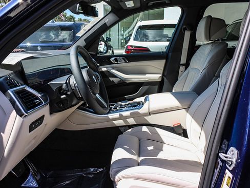 New 2026 BMW X5 xDrive40i w/ M Sport Package image 17