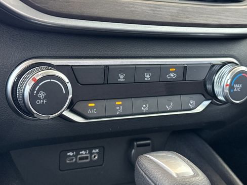Used 2025 Nissan Altima 2.5 SV FWD image 18