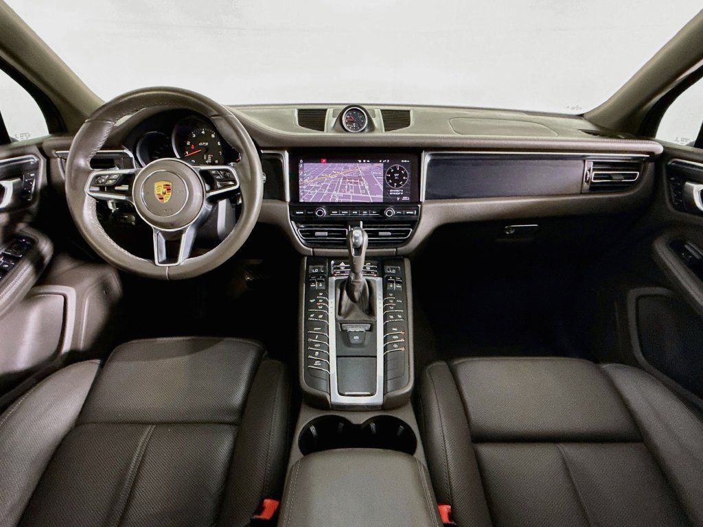 Certified 2020 Porsche Macan GTS AWD/4WD image 11
