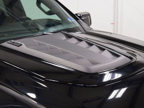 Used 2023 GMC Sierra 1500 AT4 w/ AT4 Premium Package image 17