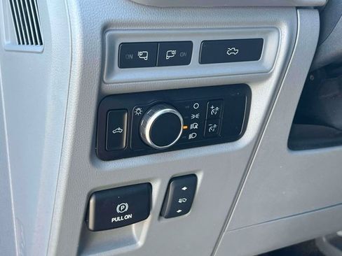 Used 2023 Ford F150 Lightning XLT AWD/4WD image 24
