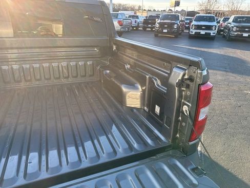 Used 2025 Ford Maverick XL image 32