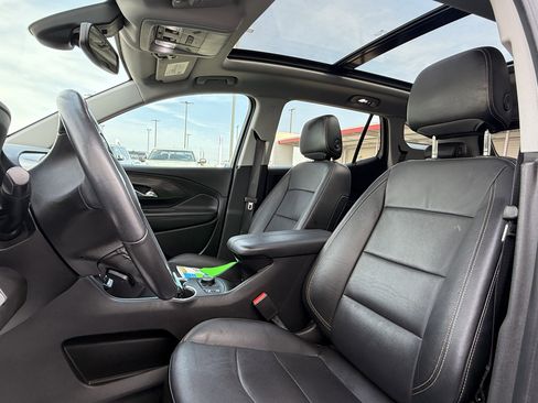 Used 2020 GMC Terrain SLT w/ Preferred Package image 5