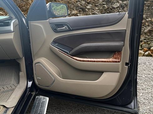 Used 2018 Chevrolet Tahoe Premier image 23