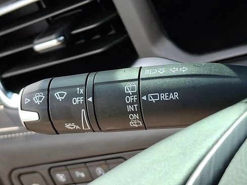 Used 2024 GMC Yukon Denali Ultimate AWD/4WD image 27