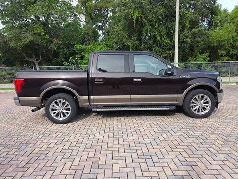 Used 2020 Ford F150 Lariat w/ Equipment Group 502A Luxury RWD image 12