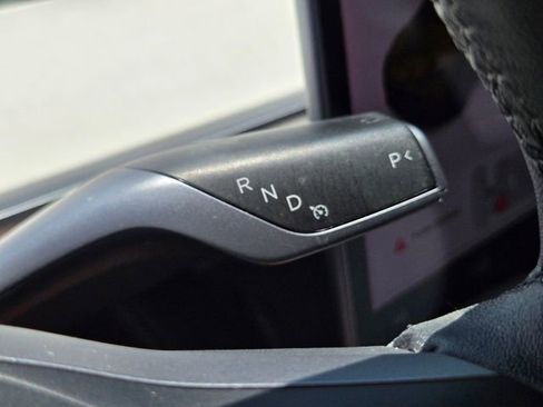 Used 2021 Tesla Model Y 2WD image 31