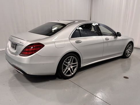 Used 2020 Mercedes-Benz S 560 4MATIC Sedan image 6