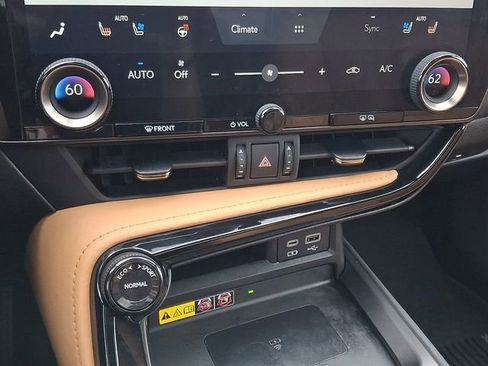 Used 2023 Lexus NX 350 AWD image 16