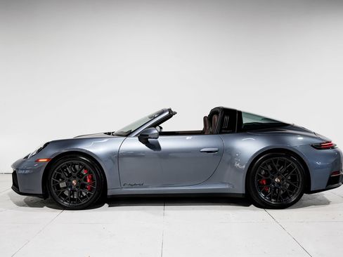 Used 2025 Porsche 911 Targa 4 GTS AWD/4WD image 8