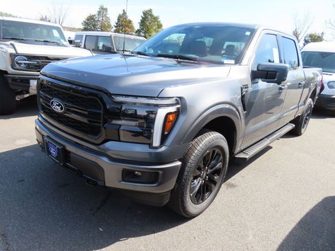 New 2026 Ford F150 Lariat image 3