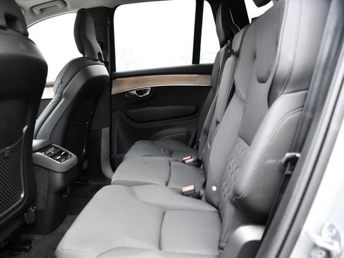 Certified 2025 Volvo XC90 B6 Plus image 13