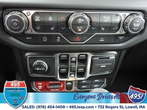 New 2026 Jeep Gladiator Mojave image 42