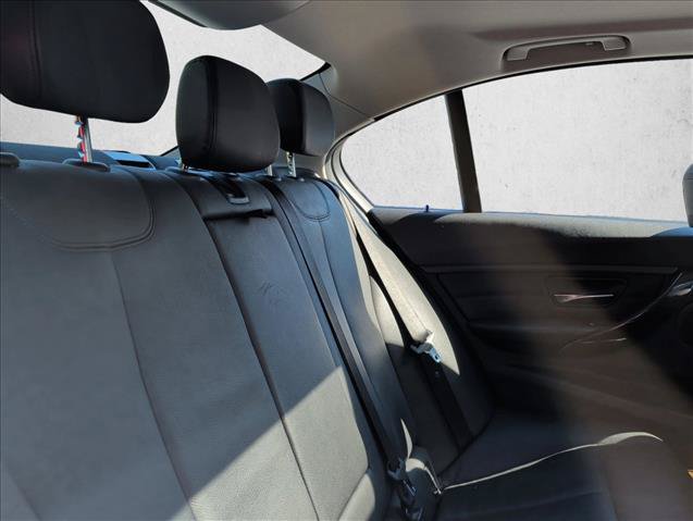 Used 2013 BMW 328i Sedan RWD image 21