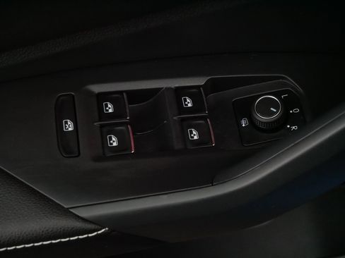 Used 2023 Volkswagen Jetta SEL image 19