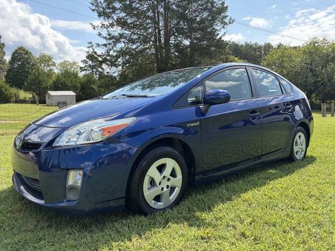 Used 2010 Toyota Prius Three FWD image 1