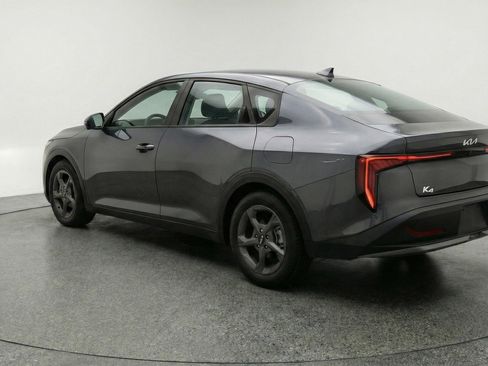 Used 2025 Kia K4 image 5