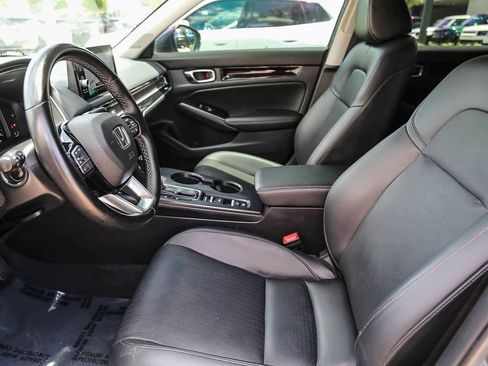 Used 2022 Honda Civic Touring image 18