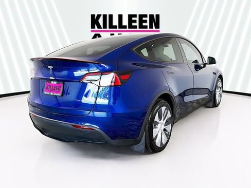 Used 2024 Tesla Model Y Long Range AWD/4WD image 7