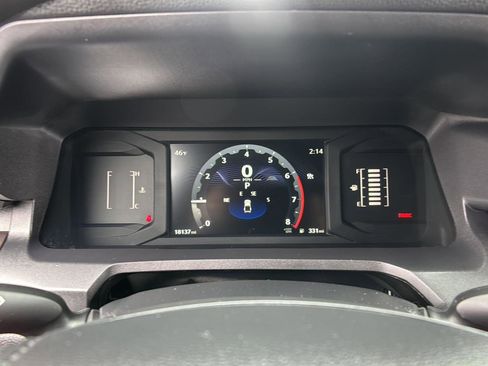 Used 2024 Toyota Tacoma SR5 image 3