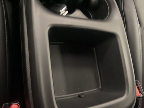 New 2026 Chrysler Pacifica Select image 32