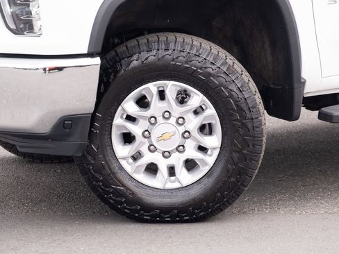Used 2021 Chevrolet Silverado 3500 LTZ w/ LTZ Convenience Package AWD/4WD image 27