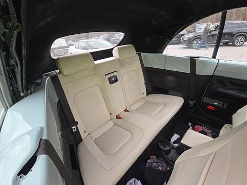 Used 2010 Volkswagen Beetle Convertible image 18