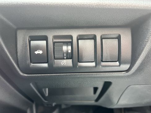 Used 2025 Subaru Legacy Premium AWD/4WD image 25
