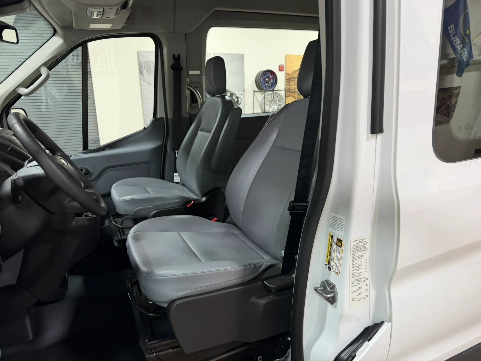 Used 2018 Ford Transit 150 XL RWD image 26