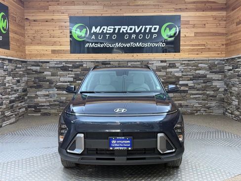 Used 2024 Hyundai Kona SEL w/ Convenience Package AWD/4WD image 3