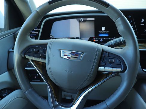 Used 2021 Cadillac Escalade Premium Luxury Platinum image 31