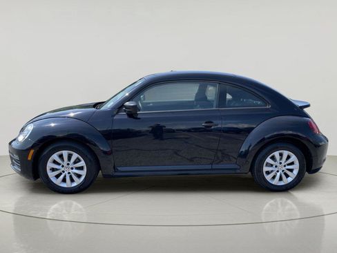 Used 2018 Volkswagen Beetle 2.0T FWD image 4
