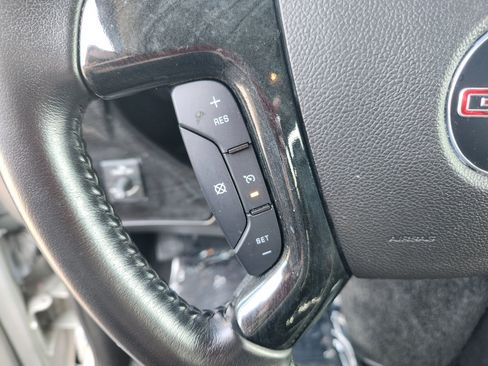 Used 2022 GMC Savana 2500 w/ Enhanced Convenience Package RWD image 29