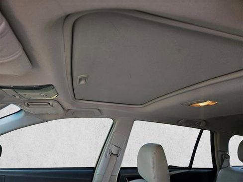 Used 2013 Subaru Outback 3.6R Limited image 15