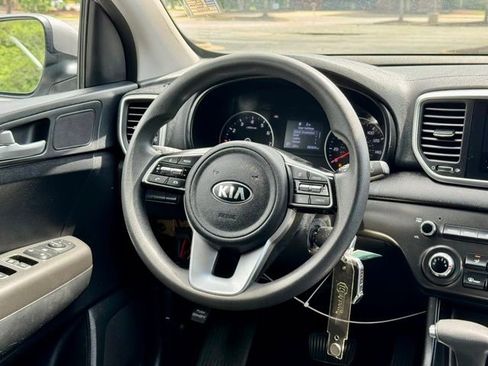 Used 2021 Kia Sportage LX FWD image 19