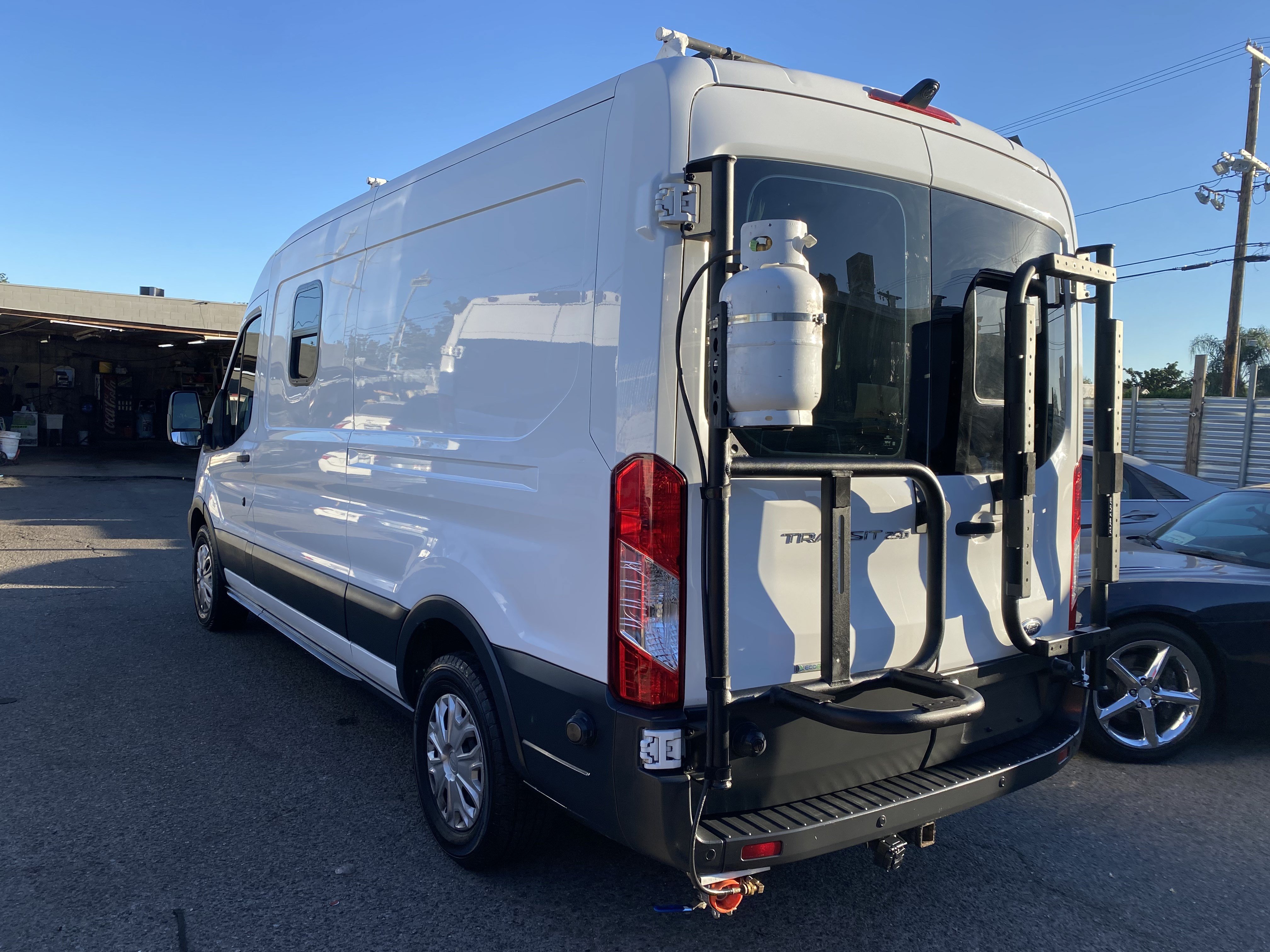 Used 2016 Ford Transit 250 148 Medium Roof RWD image 11