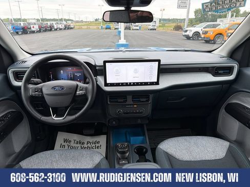 Used 2025 Ford Maverick XLT w/ XLT Luxury Package AWD/4WD image 12
