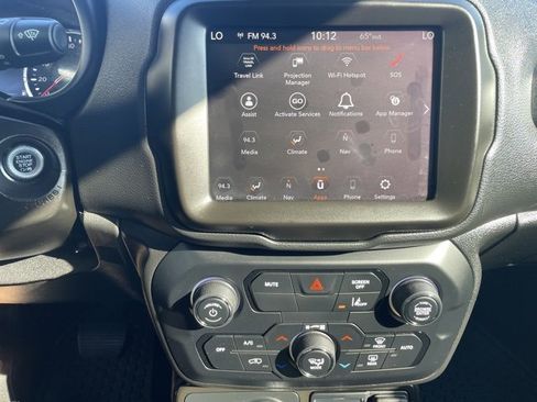 Used 2023 Jeep Renegade Altitude image 23