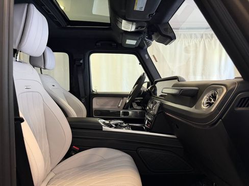 Used 2024 Mercedes-Benz G 63 AMG 4MATIC image 16