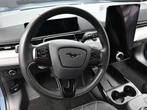 Used 2023 Ford Mustang Mach-E Select RWD image 11