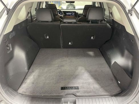 Used 2025 Kia Sportage EX FWD image 8