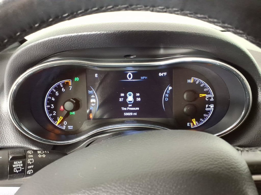 Used 2022 Jeep Grand Cherokee Laredo X AWD/4WD image 18