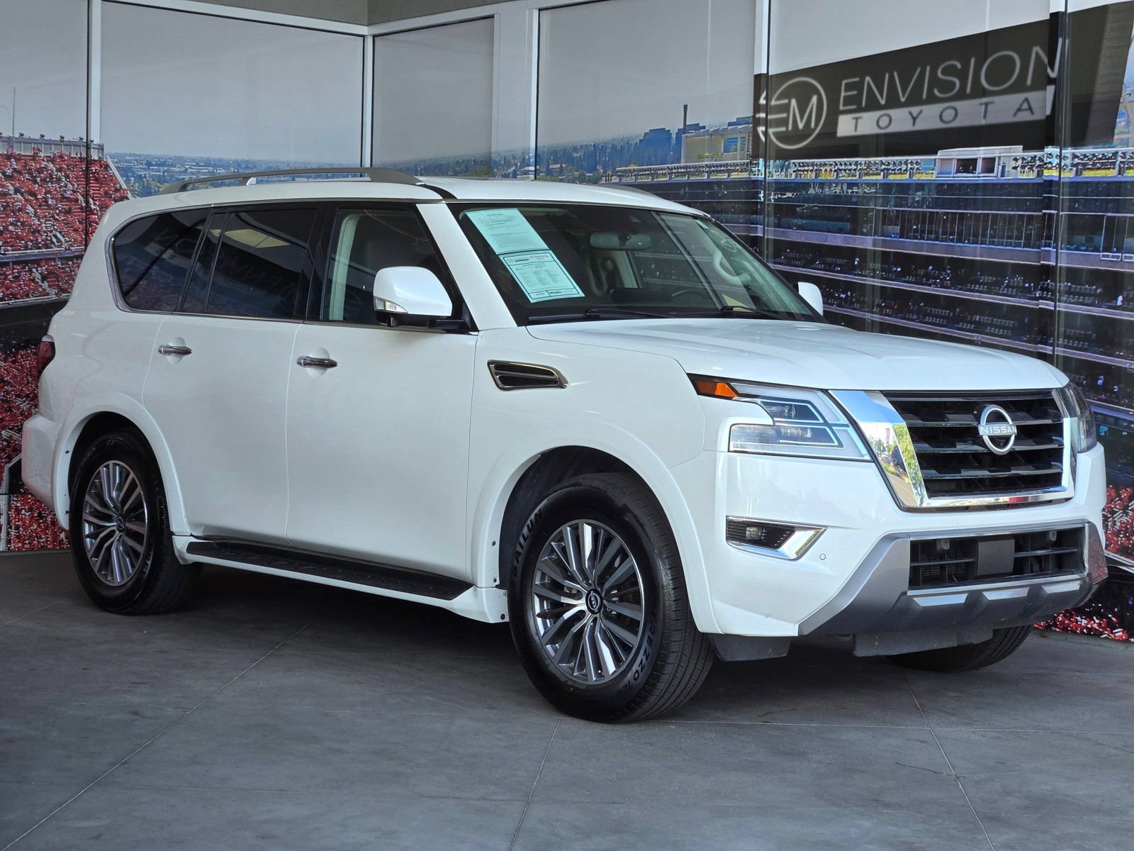 Used 2024 Nissan Armada SL w/ Captain's Chairs Package RWD image 1